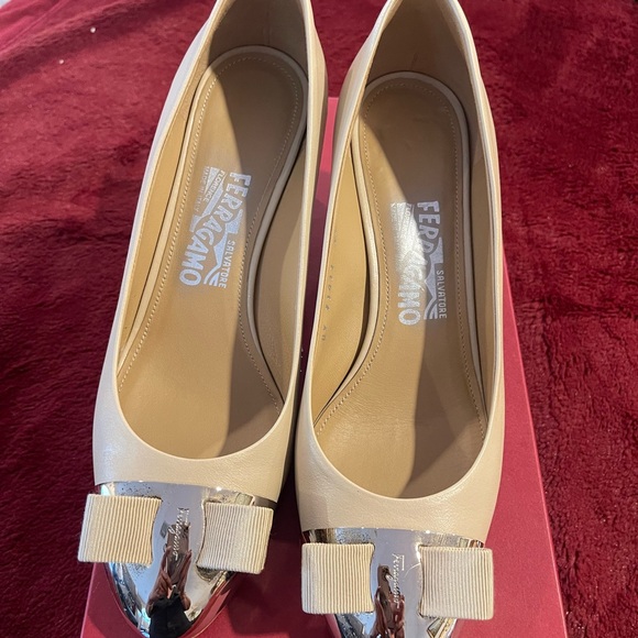 Salvatore Ferragamo Shoes - Ferragamo Beige Pumps with Silver Accents